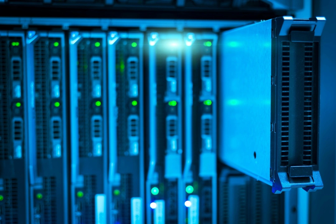 /blog/introducing-opensff-an-interoperable-serviceable-and-scalable-small-form-factor-computer-standard