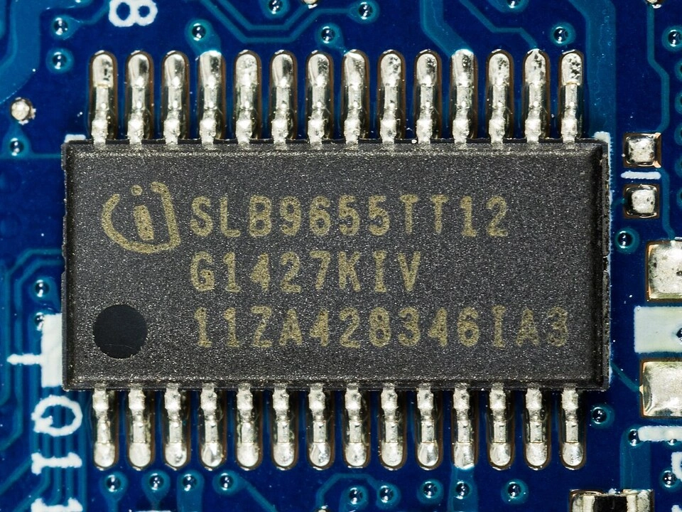 Infineon TPM chip